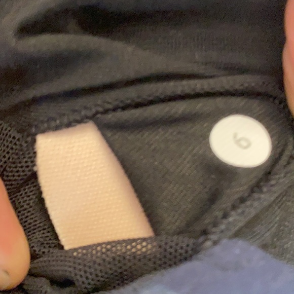 Size 6 Never worn - Picture 6 of 6